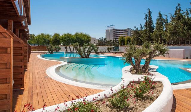 Esperos-Village-Blue-Hotel-3.jpg
