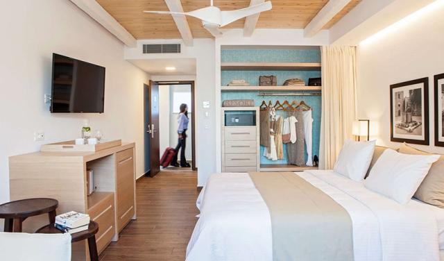 Esperos-Village-Blue-Hotel-32.jpg