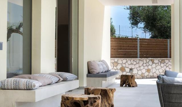 Tsamis-Zante-Suites-16.jpg