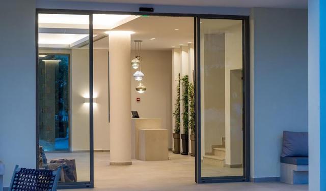 Tsamis-Zante-Suites-8.jpg