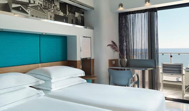 panorama-double-room-sea-view-roomsgallery1950x1300-(1).jpg