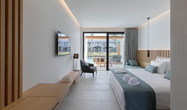 hotel-d-andrea-lagoon-suites-13.jpg