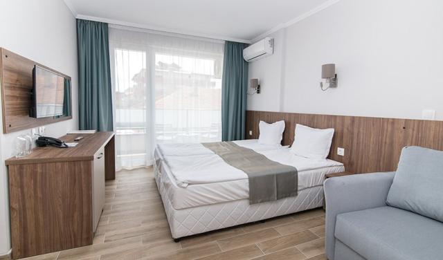 Cinema-Hotel-40.jpg