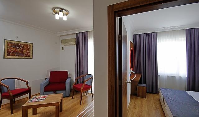 Hotel-sealine-10.jpg