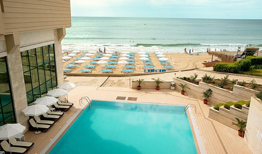 Bilyana-Beach-2.jpg