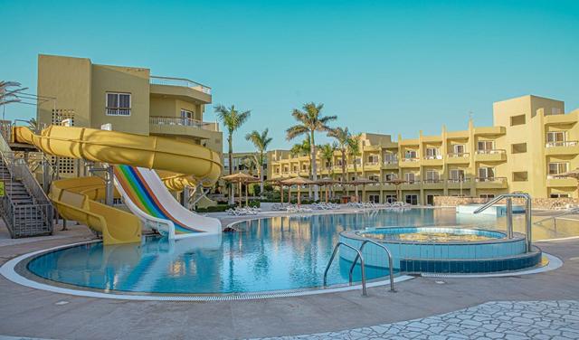 Palm-Beach-Resort-Hotel-1.jpg