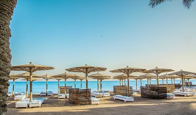 Palm-Beach-Resort-Hotel-12.jpg