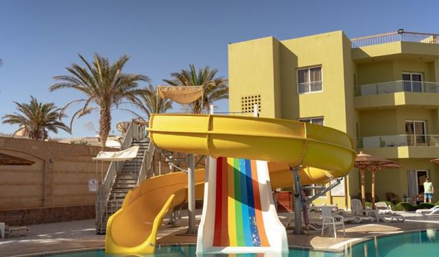 Palm-Beach-Resort-Hotel-4.jpg
