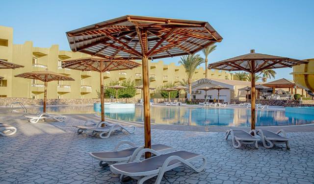 Palm-Beach-Resort-Hotel-7.jpg