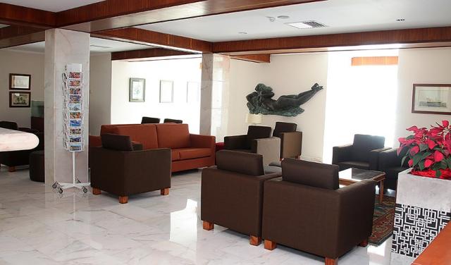 Hotel-Orca-Praia-7.jpg