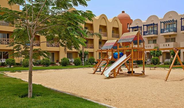 37-kids-area.jpg