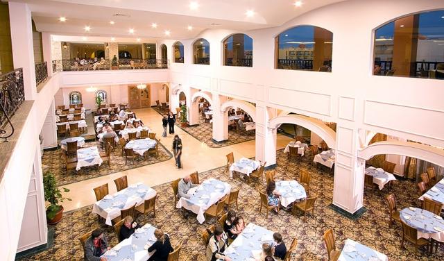 28-Titanic-Beach-Restaurant.jpg
