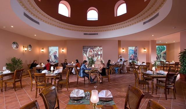 31-Titanic-Beach-Oriental-restaurant.jpg