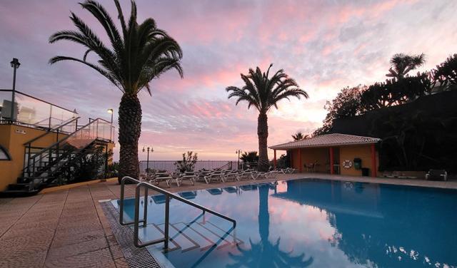 Royal-Orchid-Hotel-11.jpg