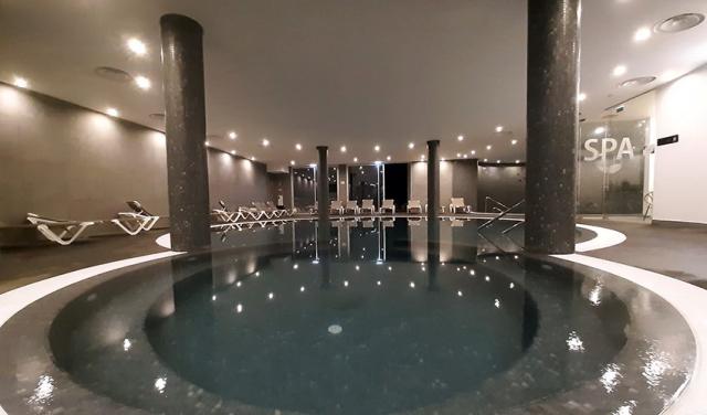 Royal-Orchid-Hotel-15.jpg