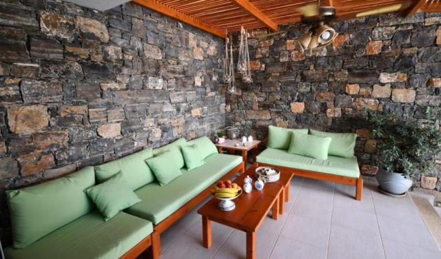 asteri-suites-12.jpg