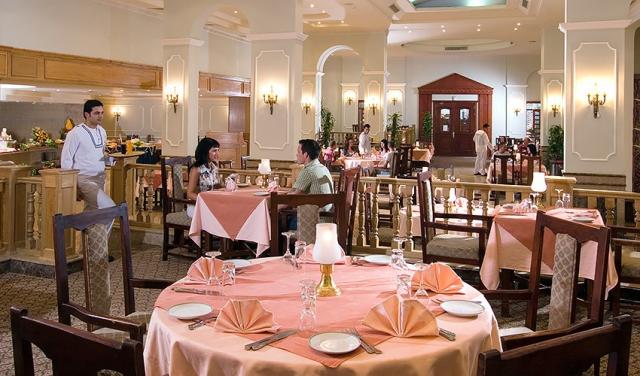 Restaurant2.jpg