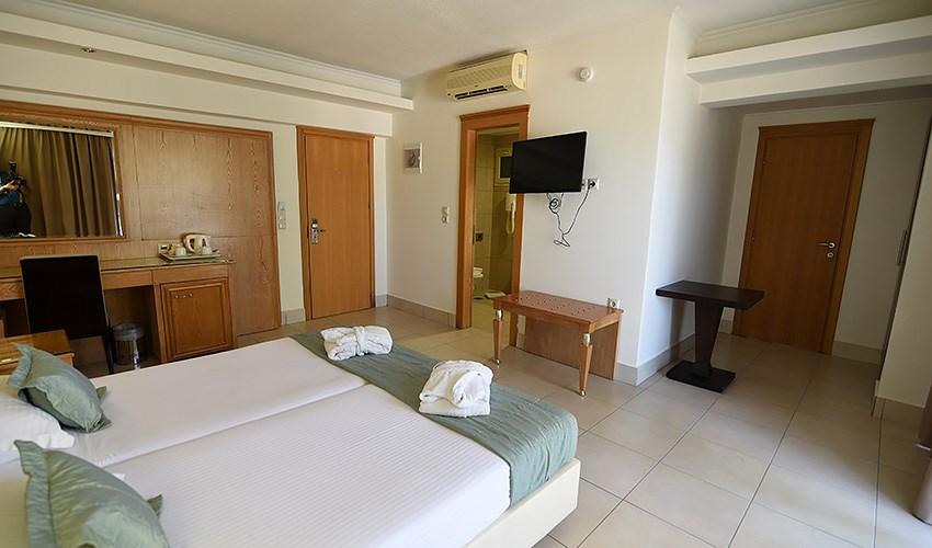 Hotel-Natura-Village-18.jpg