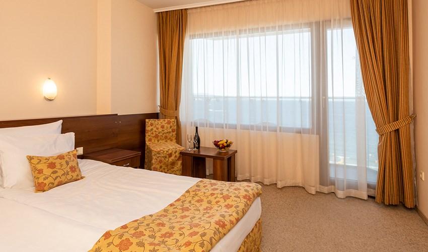 Burgas-Beach-Hotel-51.jpg