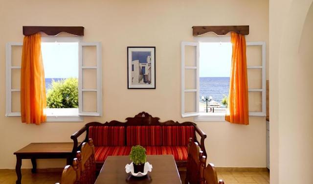 Hotel-Dolphins-17.jpg