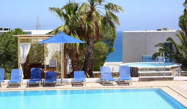 Sunshine-Village-Hotel-3.jpg