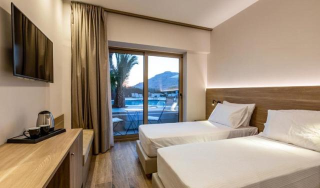 White-Olive-Hotel-3.jpg