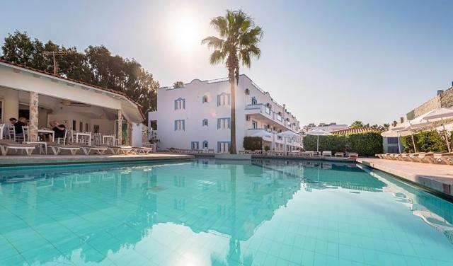 Hotel-Aegean-Blu-1.jpg