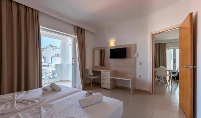 Hotel-Aegean-Blu-16.jpg