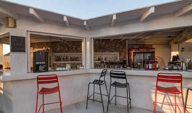 Sanotirni-beach-boutique-12.jpg