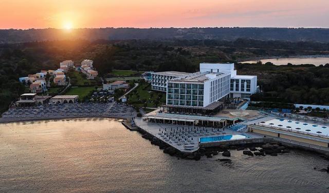 Hotel-Eden-Roc-1.jpg