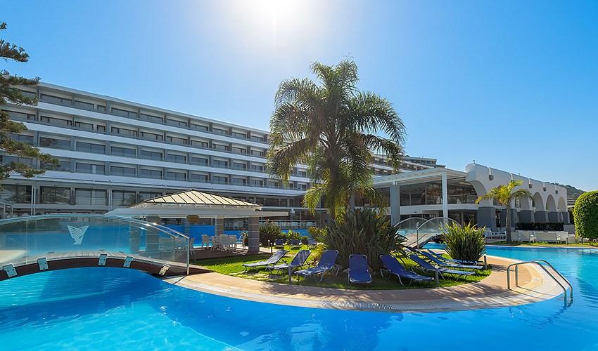 Oceanis-Beach-Hotel-5.jpg