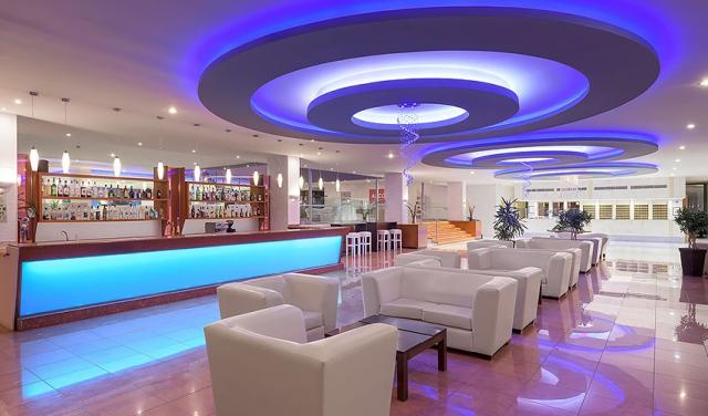 Oceanis-Beach-Hotel-17.jpg