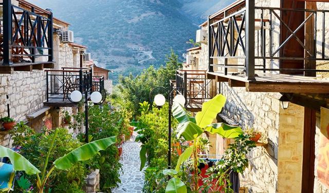 Hotel-in-Bali-Crete-Stone-Village-Gardens-24.jpg