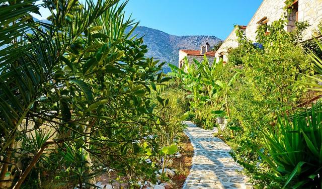 Hotel-in-Bali-Crete-Stone-Village-Gardens-15.jpg