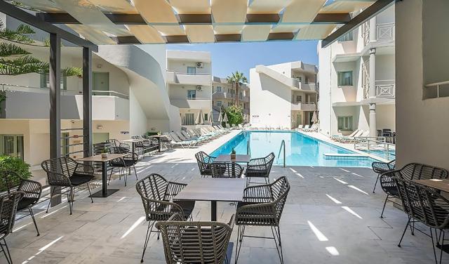 Hotel-Summer-Beach-3.jpg