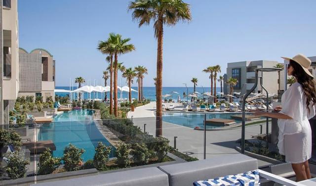 Amira-Luxury-Resort-37.jpg