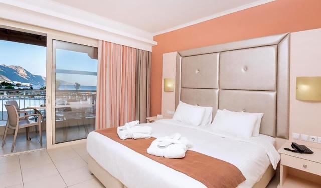 Grand-Blue-Beach-Hotel-30.jpg