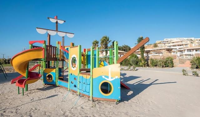 Grand-Blue-Beach-Hotel-8.jpg