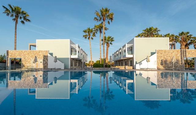 Apollon-Windmill-Boutique-Hotel-1.jpg