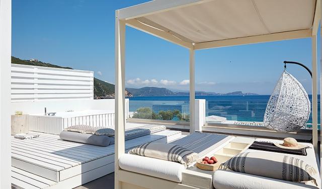 Lichnos-Beach-13.jpg