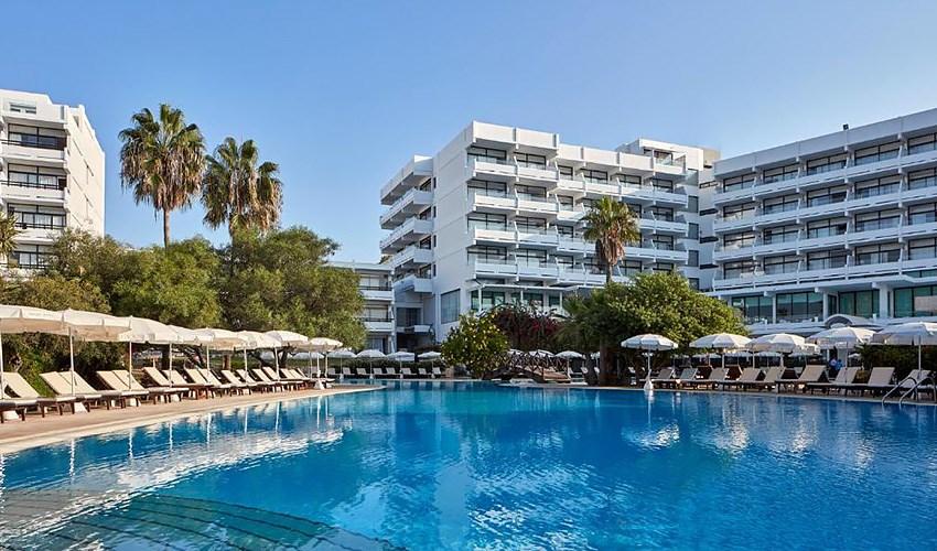 Grecian Bay