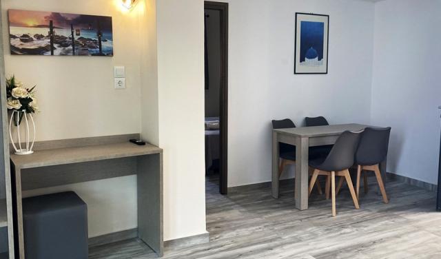 Aparthotel-Romanias-8.jpg