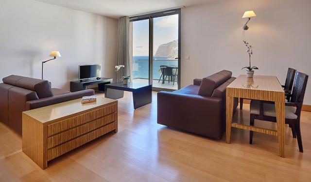 Golden-Residence-34.jpg