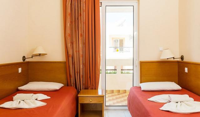 Summer-Memories-Hotel-12.jpg