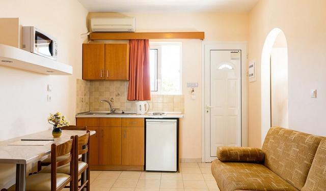 Summer-Memories-Hotel-13.jpg