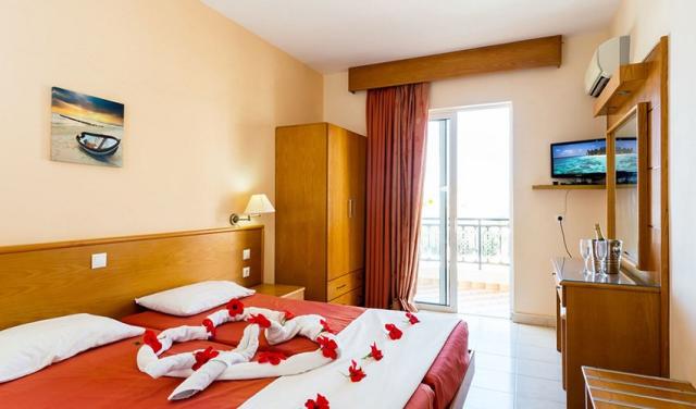 Summer-Memories-Hotel-16.jpg