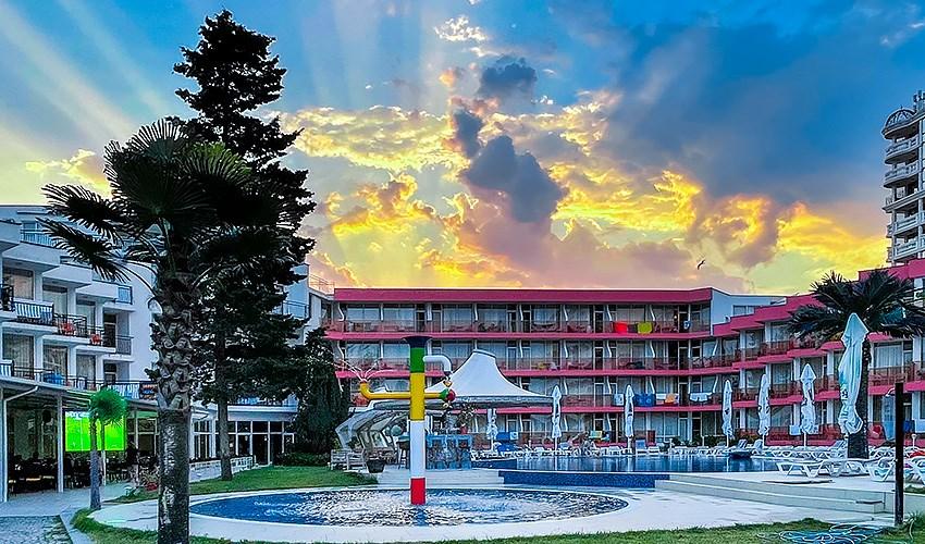Flamingo-beach-hotel-12.jpg