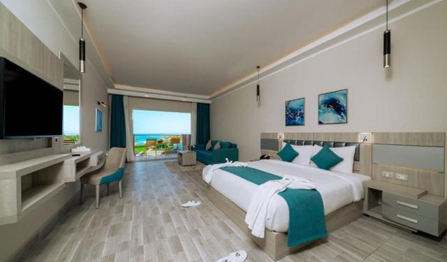 Sirena-Beach-Hotel-30.jpg