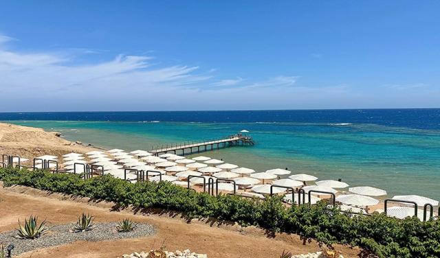 Sirena-Beach-6.jpg