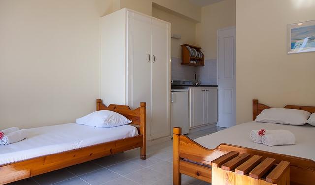 Thanasis-Studios-18.jpg